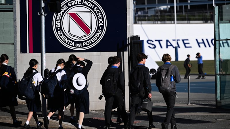 Šola v Brisbanu želi na obrežju reke igrišča, ne stanovanj