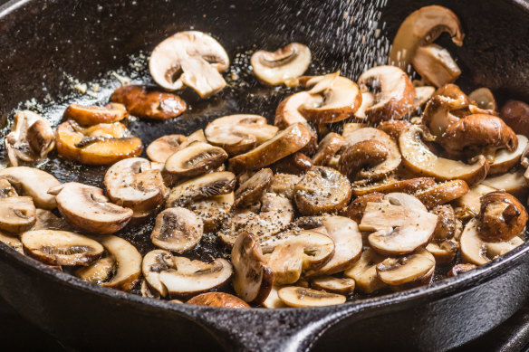 Cook “wet” ingredients such as mushrooms before adding to the egg mixture.