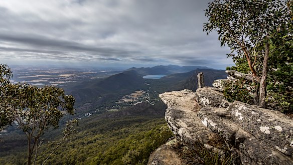 The view from the popular Boroka Lookout in the Grampians National Park.