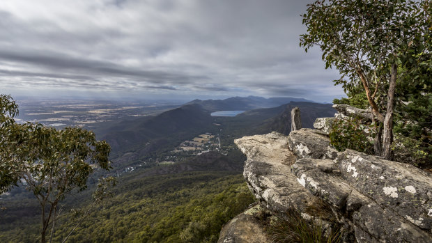 The view from the popular Boroka Lookout in the Grampians National Park.