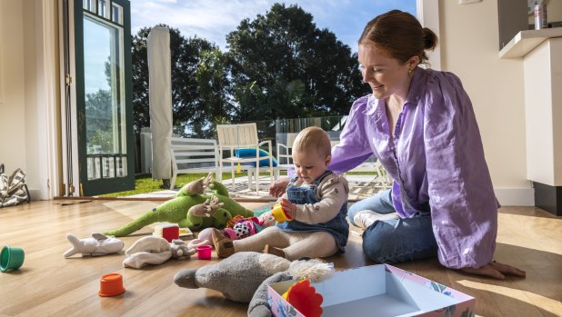 Nurse Liz Berlecky with her daughter Eloise. 