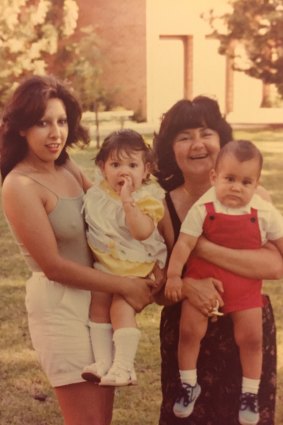 Jess Scully as a baby with her mother Trish aunt (tia) Loly and cousin Christian. 