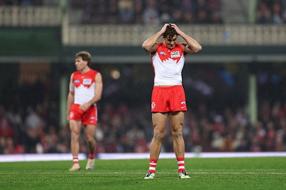 Charlie Curnow during the Swans’ loss on Friday night.