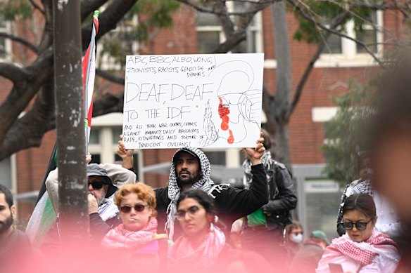 Pro-Palestine protesters in Melbourne last Sunday.