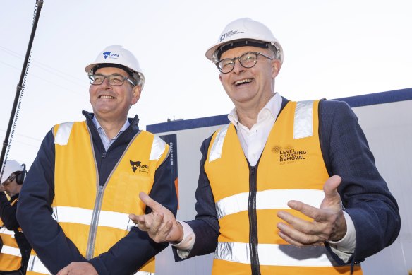 Long-time friends Daniel Andrews and Anthony Albanese during the 2022 federal election campaign.