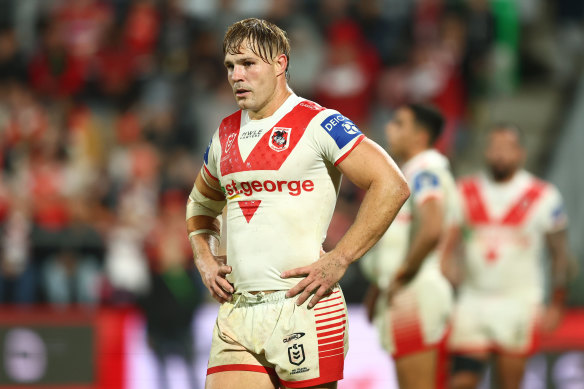 Stand-in Dragons captain Jack de Belin.