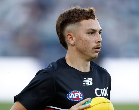 Lance Collard made his debut for the Saints against Geelong at GMHBA Stadium in round one.