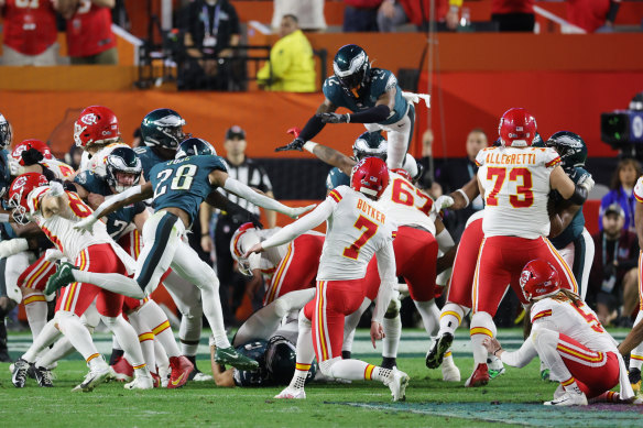 Kansas City’s Harrison Butker  kicks the field goal to put his side up in the last quarter against the Philadelphia Eagles.