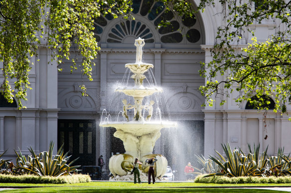 Public consultation has opened on a draft master plan for the Carlton Gardens. 