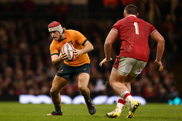 Fraser McReight became the latest to re-sign this week.