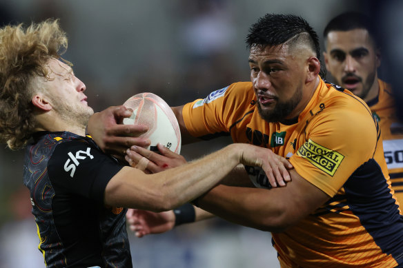 Brumbies forward Henry Stowers charges upfield during his side’s loss to the Chiefs.