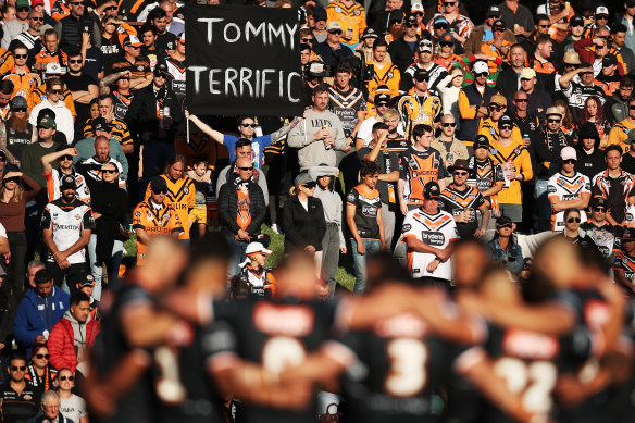 The entire Wests Tigers squad were at the SCG for Tommy Raudonikis’ public memorial.