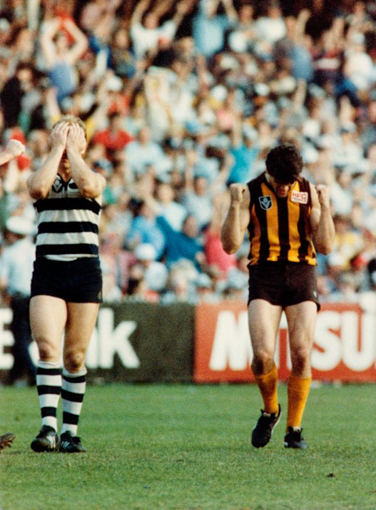 Gary Ablett (left) and Chris Langford react at the end of the 1989 VFL grand final.