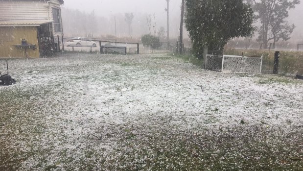 Hail at Gatton on September 22.  Source: ‎Giselle McMillan‎ - Higgins Storm Chasing