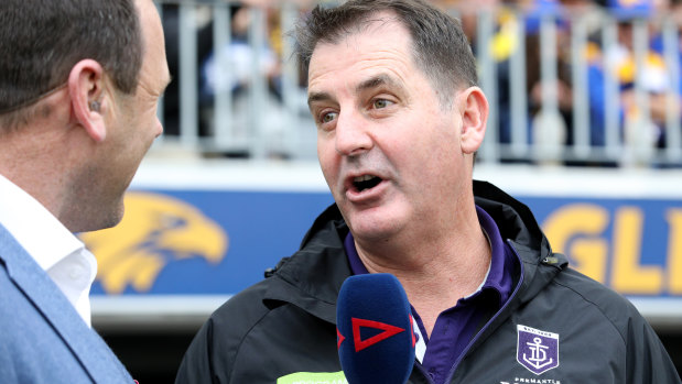 Fremantle coach Ross Lyon needs to pull the trigger on quick ball movement in season 2019.