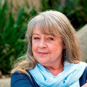Noni Hazlehurst is looking to replicate her Queensland garden home, but on a smaller scale.