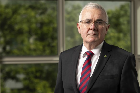Andrew Wilkie warned the Albanese government he would pursue an investigation.
