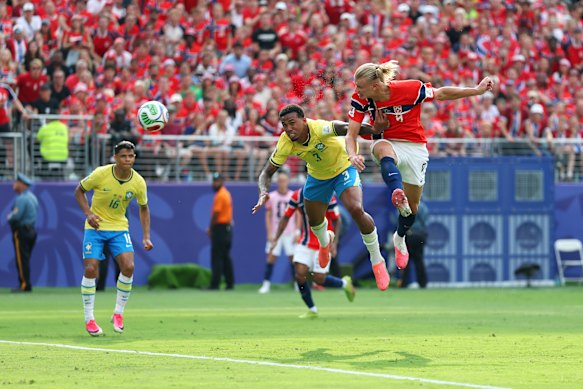 Haaland scores.
