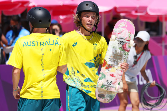 Mates: Keegan Palmer and Kieran Woolley at the men’s skateboarding final on Thursday.