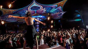 Dance Party Heaven With A 10pm Curfew Welcome To Techno In India Awsome techno party night at marbela beach resort. dance party heaven with a 10pm curfew