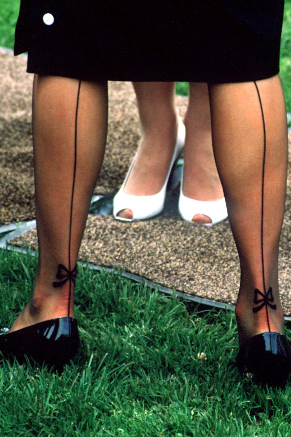 Diana's stockings featured little bows.