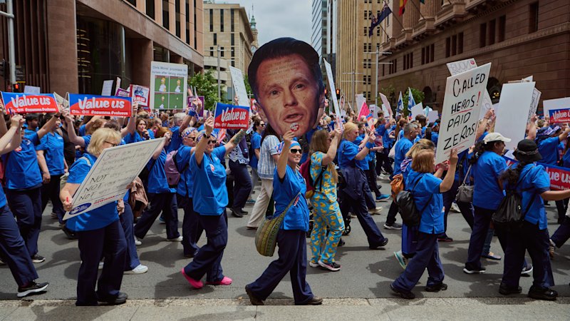 NSW nurses win pay rises of up to 28 per cent in end to two-year dispute