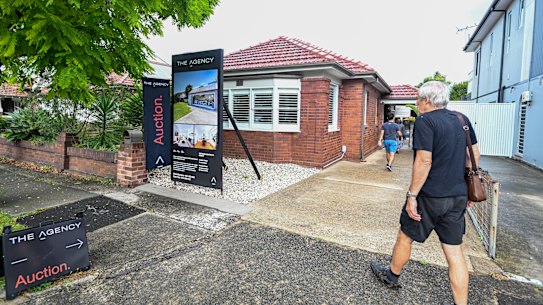 Home borrowers can get offers to refinance, but may not end up ahead.