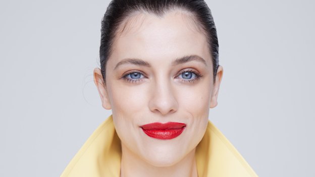 Jessica wears Max Mara “Madame2” coat, $1815.