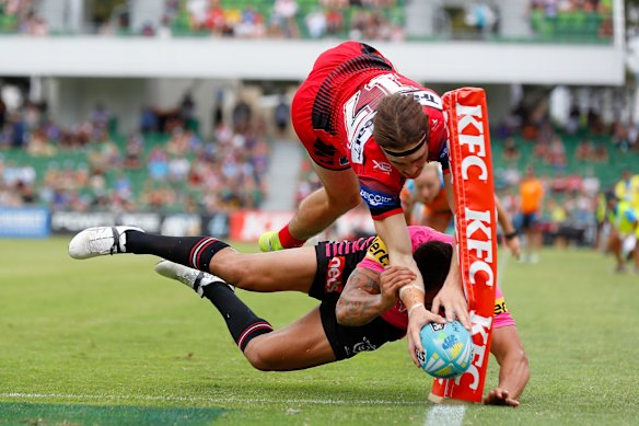 Cody Ramsey crosses for the hotly disputed try against Penrith on Saturday.