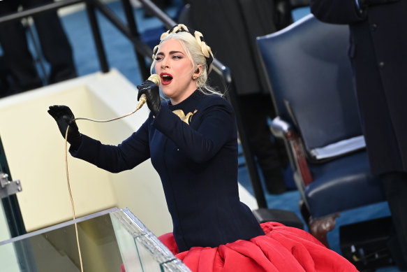 Lady Gaga performs the national anthem.
