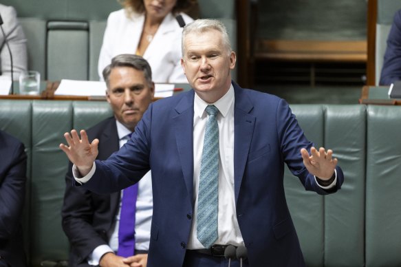 Workplace Relations Minister Tony Burke says he wanted to pass the right to disconnect last year.