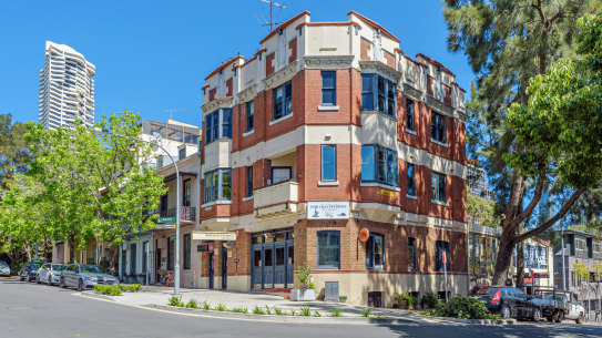 The leasehold of the Old Fiztroy Hotel in Sydney's Woolloomooloo, is for sale