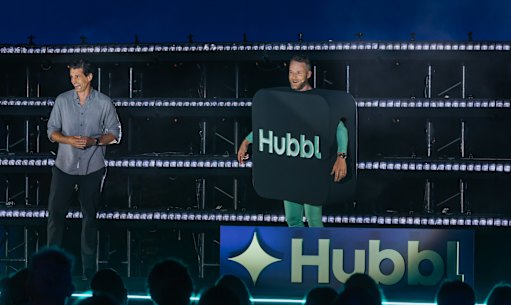 Hamish and Andy: The faces of Hubbl