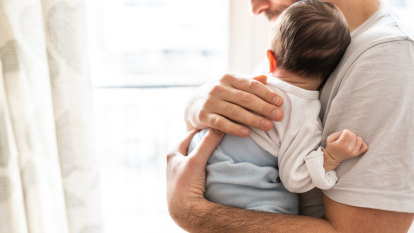 Extra parental leave for NSW workers who split child-rearing equally