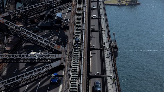 Could two-way tolls be coming to the Sydney Harbour Bridge?