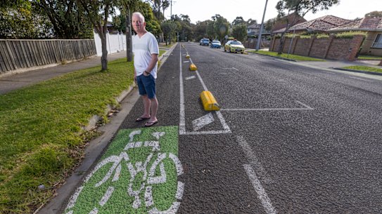 Ian Carmichael said the bike lanes were not appropriate for Kent Road. 