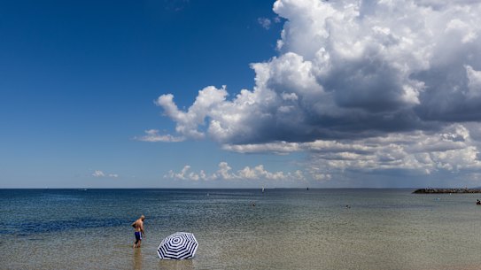 The long-range forecast for spring 2023 shows below-average rainfall is likely for most of Australia along with warmer than usual temperatures.