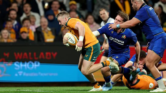 Ryan Lonergan assumiu a defesa italiana em Perth.