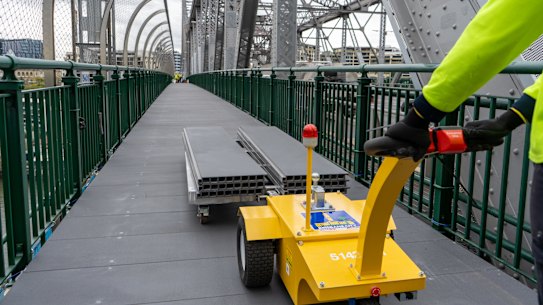 Renovations are underway on the Story Bridge in Brisbane. 