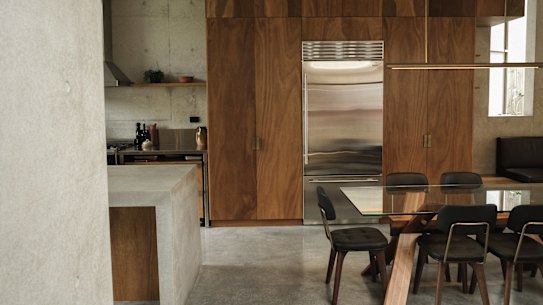 The Curl Curl house in Sydney was designed by Peter Stutchbury. 