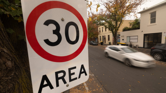 New 30kmh speed limit signs in the City of Yarra.