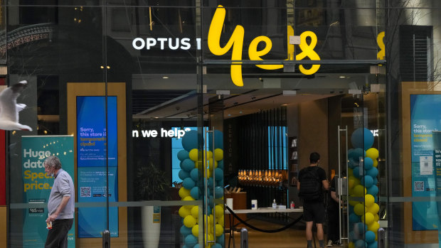 No, Optus doesn’t need to keep your sensitive information for so long