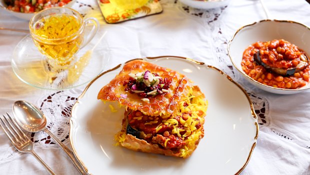 Mirza ghasemi tahdig sandwich.