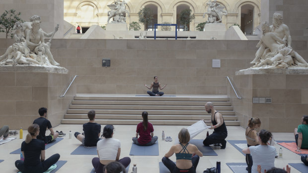 To beat the crowds at the Louvre all you need to do is exercise