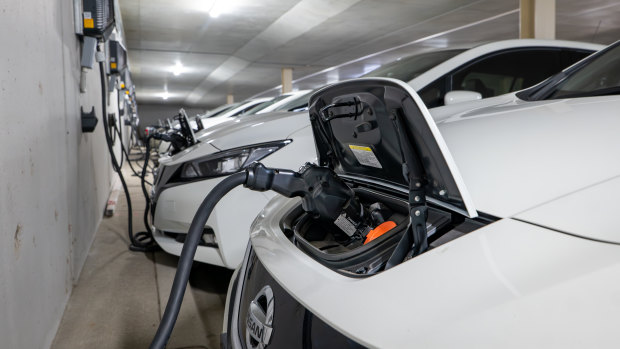 Electric vehicles can charge to the rescue in blackouts