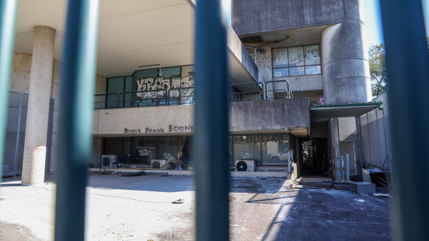 Derelict and trashed: The Sydney building that has a date with the wrecking ball