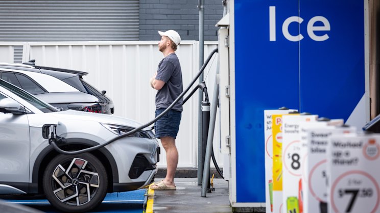 smh.com.au - Nick O'Malley - Lack of chargers stalls grand plans for electric cars