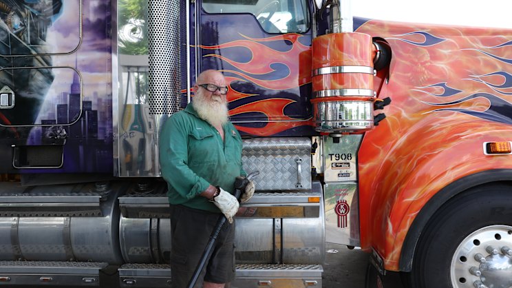 smh.com.au - Elias Visontay - Big business ordered to pay up for truckers' fuel bills