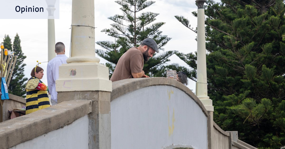 I disagree with the premier. Demolishing the Bondi footbridge would be a mistake