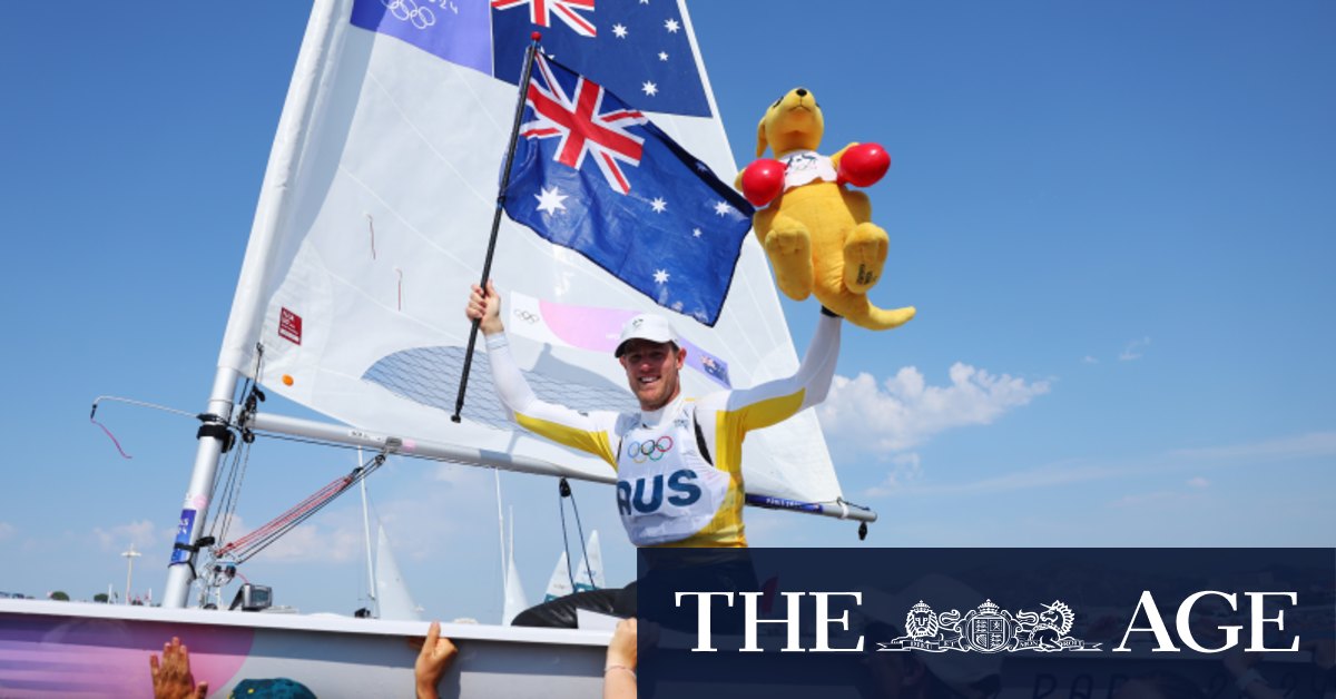 Matt Wearn wins gold in men’s dinghy